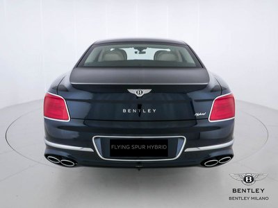 Bentley Bentayga V8 EWB Azure 23MY, Anno 2023, KM 1590 - huvudbild