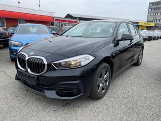 BMW 118 i 5p. Advantage (rif. 18693362), Anno 2019, KM 33890 - huvudbild