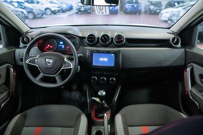 Dacia Duster 1.6 SCe Essential Gpl 4x2 s&s 115cv, Anno 2019, KM - huvudbild