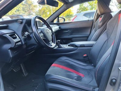Lexus UX Hybrid 4WD F Sport, Anno 2022, KM 31129 - huvudbild