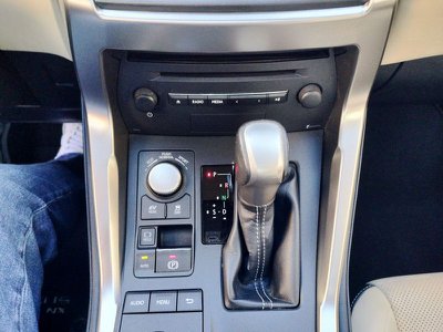 Lexus UX Hybrid Executive, Anno 2021, KM 22107 - huvudbild