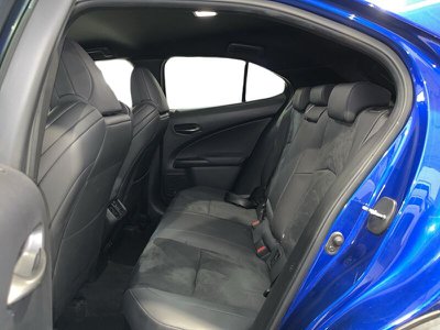 Lexus UX Hybrid Executive, Anno 2021, KM 22107 - huvudbild