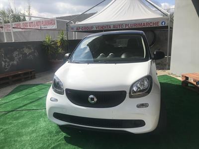Smart Forfour Forfour 70 1.0 Youngster Doppio Treno Di Gomme, An - huvudbild