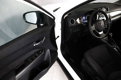 Suzuki Vitara 1.5 HYBRID 4WD AUTOMATIC TOP, Anno 2024, KM 10 - huvudbild
