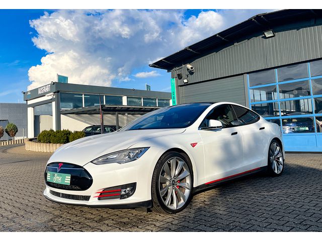 Tesla Model 3 PerformancePremiumPearl20 Weiß - huvudbild