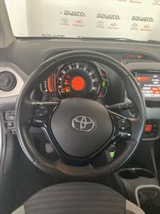 Toyota Aygo Connect 1.0 VVT i 72 CV 5 porte x play, Anno 2019, K - huvudbild