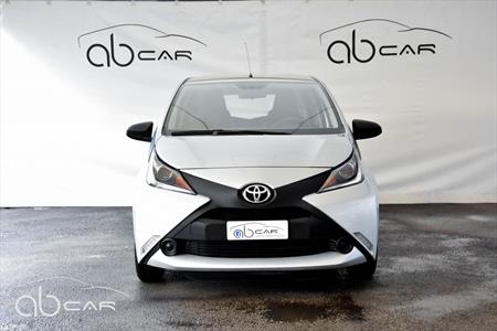 Toyota Aygo Cool&Go Navigation Klima Alus schwarz - huvudbild